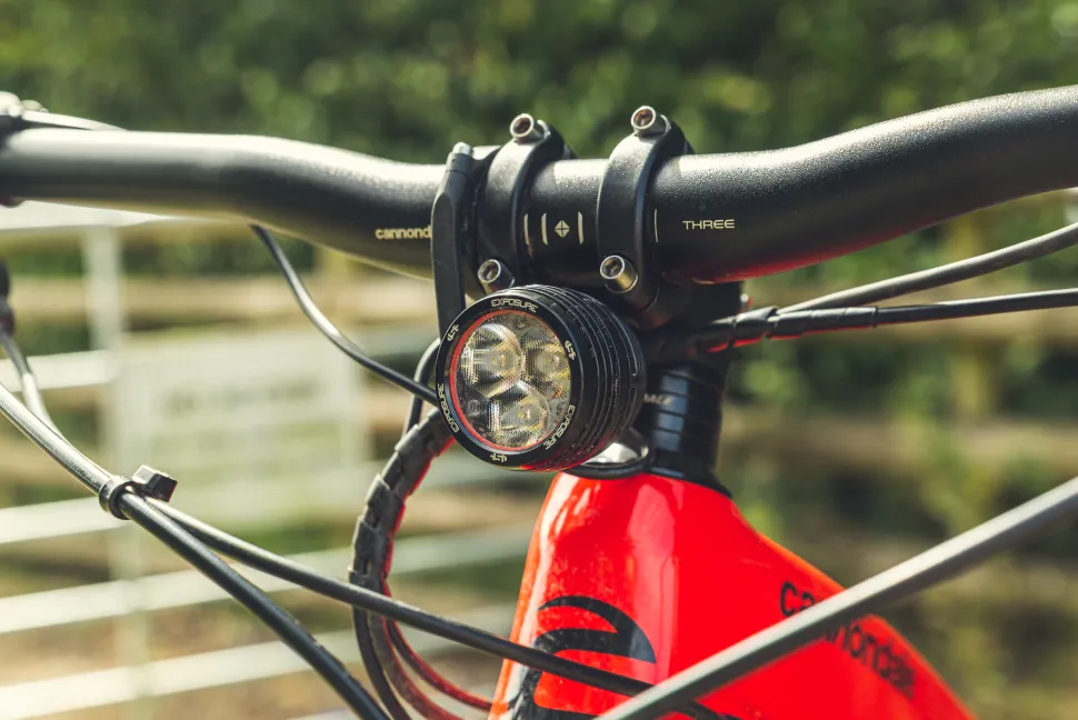 Exposure Flex ebike etuvalo