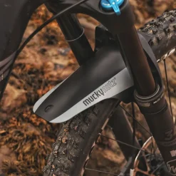 Mucky Nutz Face Fender 23 etulokasuoja