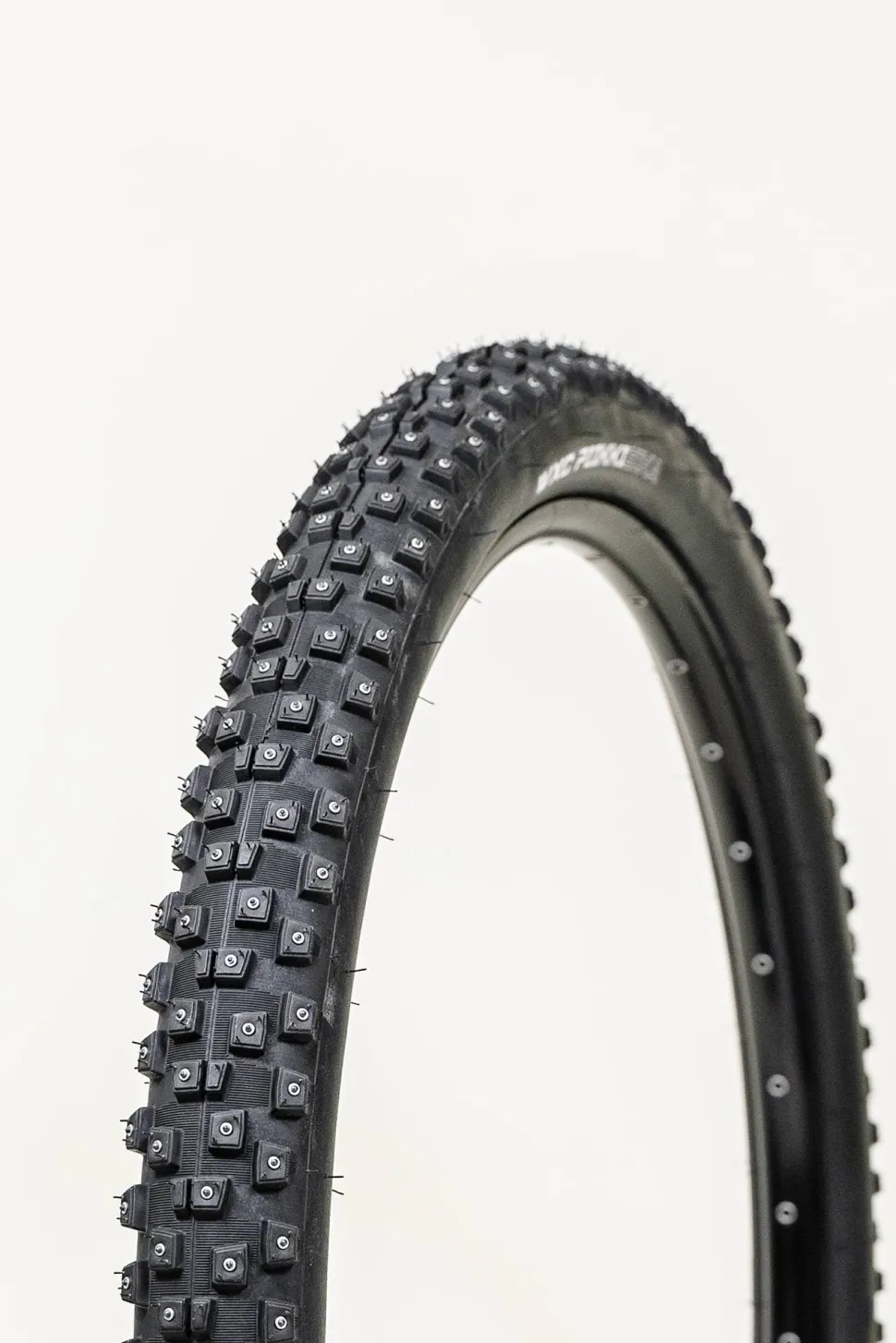 Suomi Tyres WXC Piikkisika W394 27.5 x 2.9"