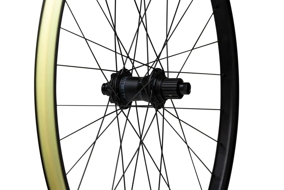 WTB HTZ i30 x 29 TAKAKIEKKO 148x12 6PLT SHMS