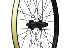 WTB HTZ i30 x 27.5 TAKAKIEKKO 148x12 SHMS